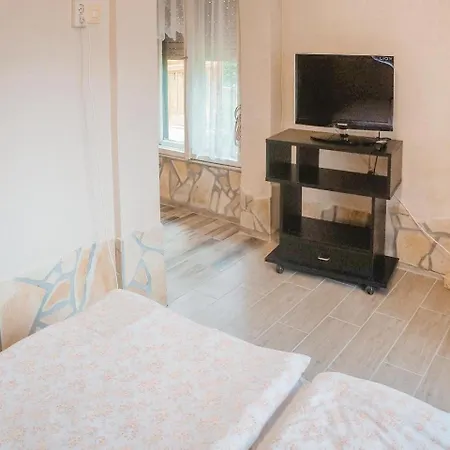 Nyaraló Two-bedroom Holiday In Balatonföldvár